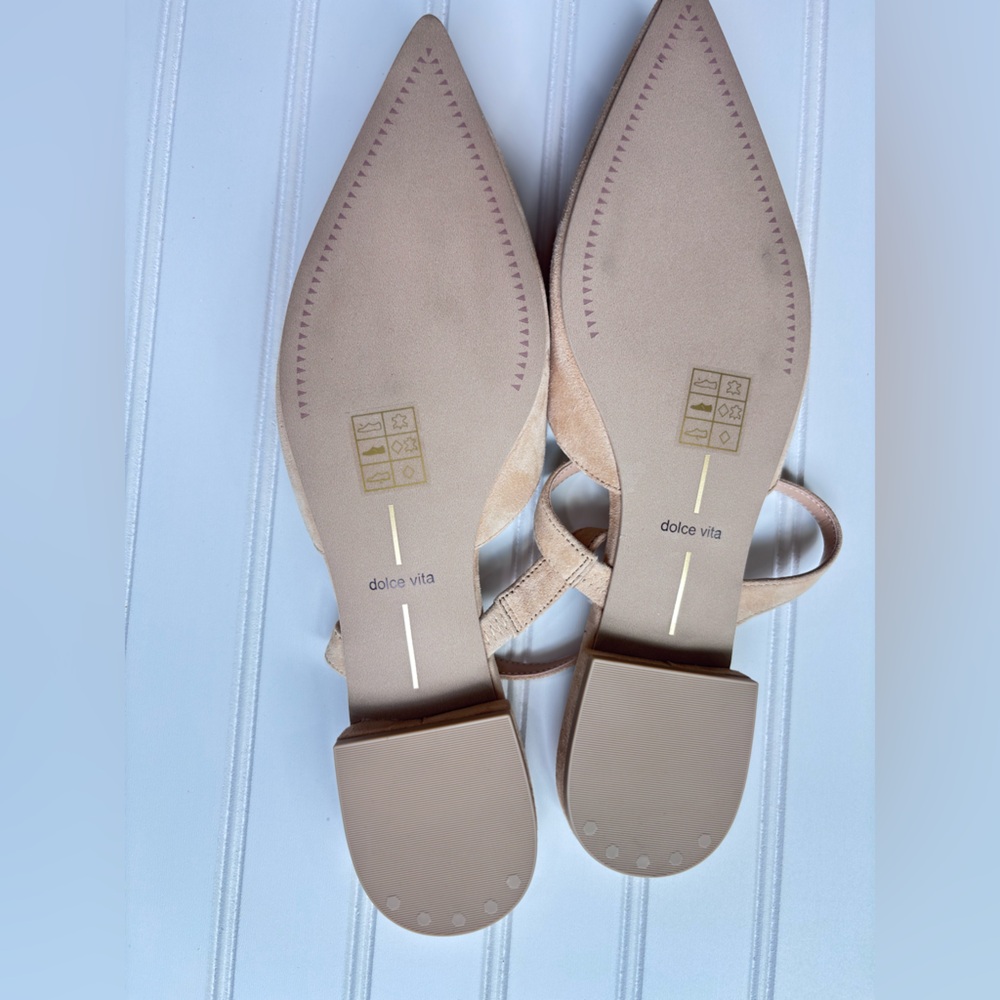 Dolce Vita Women’s Kanika Low Heel Shoes. - Picture 5 of 5